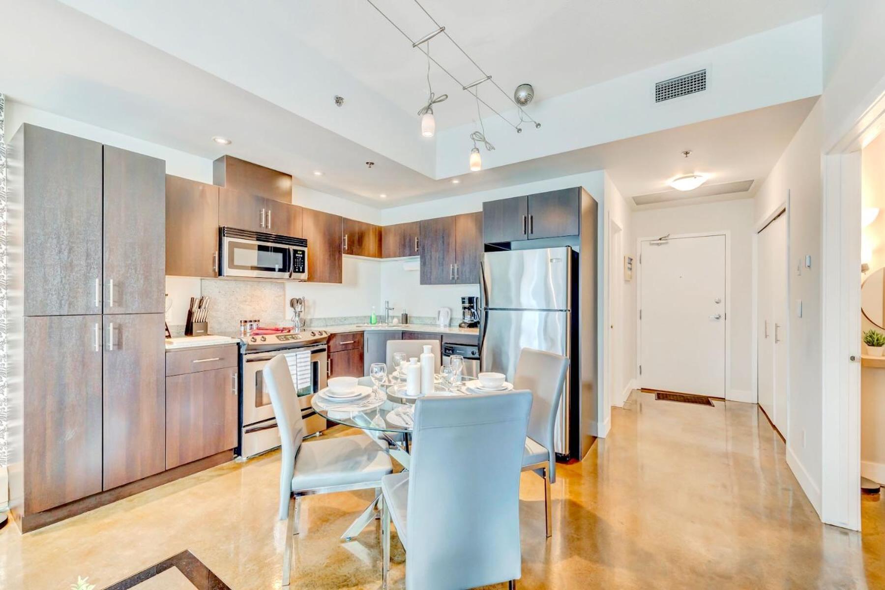Luxury 2Br Condo - King Bed - Stunning City Views 卡加利 外观 照片