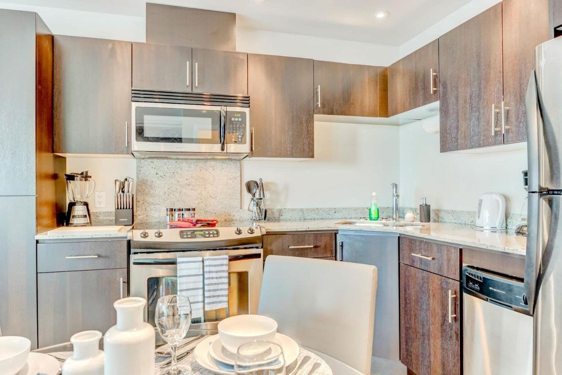 Luxury 2Br Condo - King Bed - Stunning City Views 卡加利 外观 照片