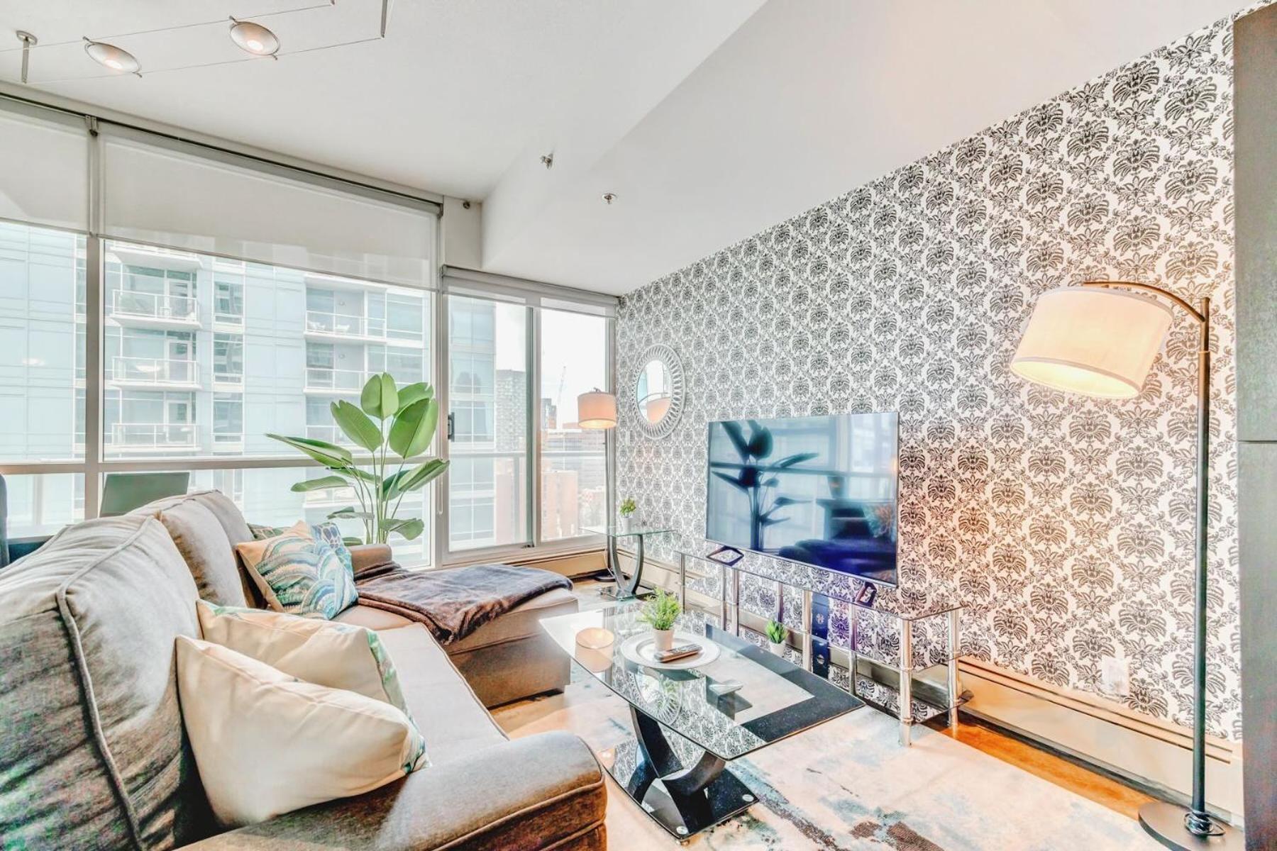 Luxury 2Br Condo - King Bed - Stunning City Views 卡加利 外观 照片